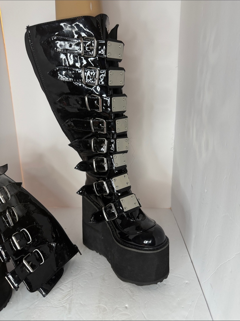 Demonia cult SWING-815 Black Wedge Platform Knee Boots Women’s Size 7 Preowned